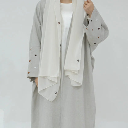 Robe Abaya ouverte avec cardigan brodé en forme de cœur