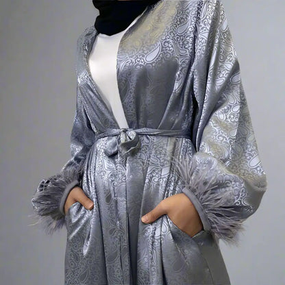 Robe Abaya en satin imprimé pour femmes musulmanes, cardigan ouvert, manches bouffantes en plumes