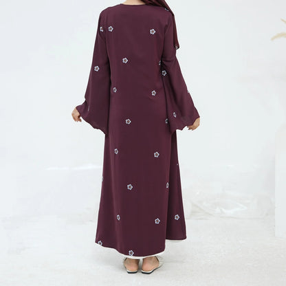 Robe Abaya ouverte brodée de luxe avec hijab assorti #251027