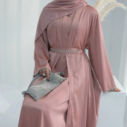 Ensemble 2 pièces mode modeste, robe abaya ouverte avec ceinture en cristal et robe intérieure sans manches