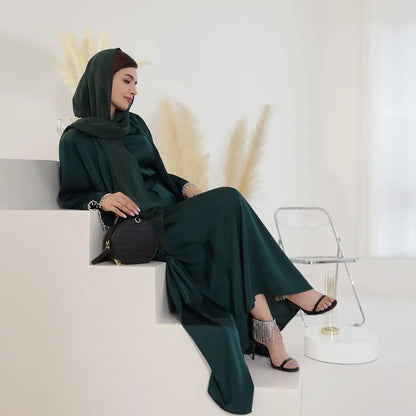 Ensemble 2 pièces mode modeste, robe abaya ouverte avec ceinture en cristal et robe intérieure sans manches