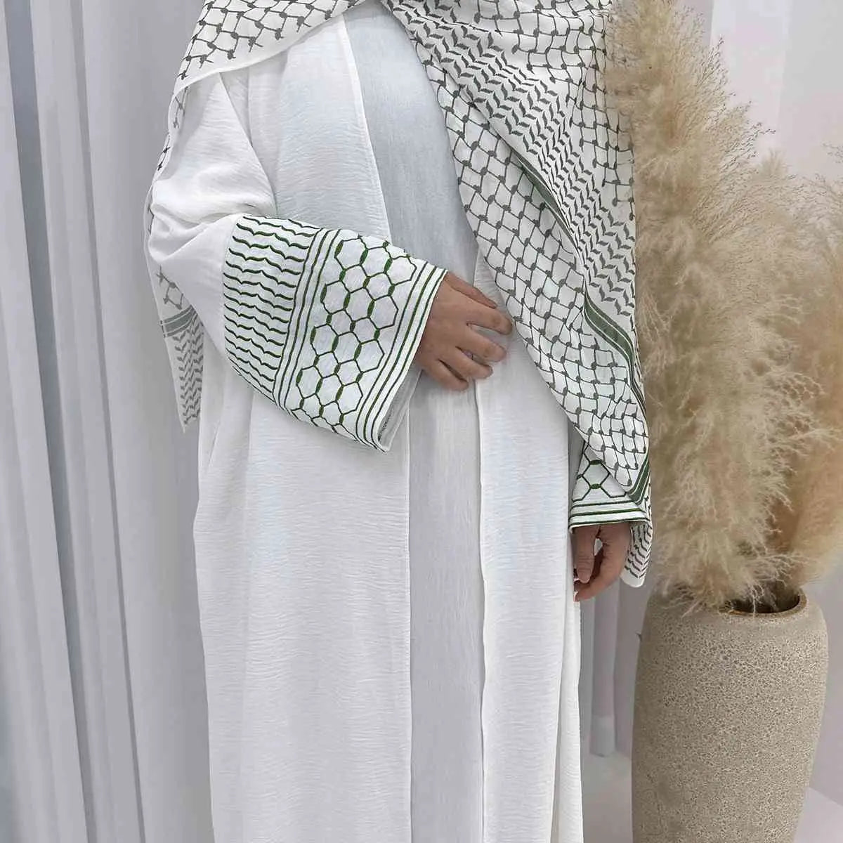 Keffiyeh Dress Embroidery Sleeve Muslim Women Open Abaya Dress