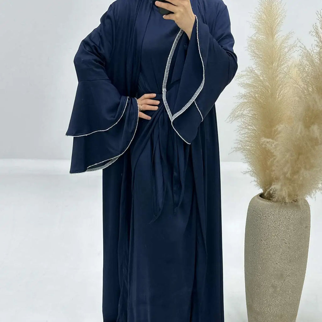 Tenues de l'Aïd Ensemble 3 pièces Robe Abaya ouverte en satin avec robe intérieure et portefeuille midi