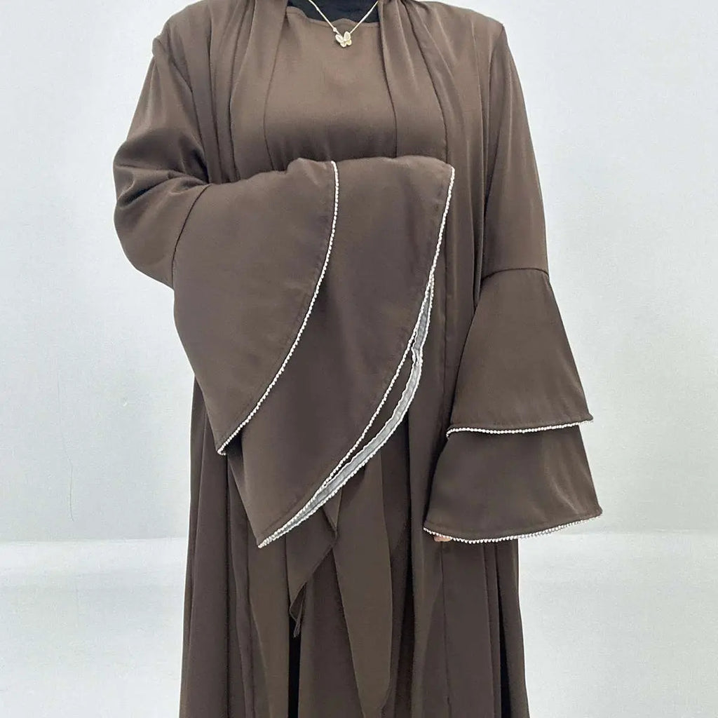 Tenues de l'Aïd Ensemble 3 pièces Robe Abaya ouverte en satin avec robe intérieure et portefeuille midi