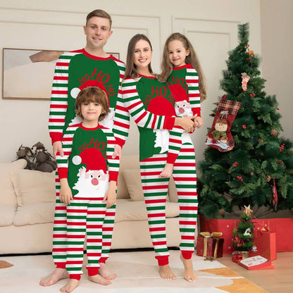 Ensembles de pyjamas de Noël assortis pour toute la famille