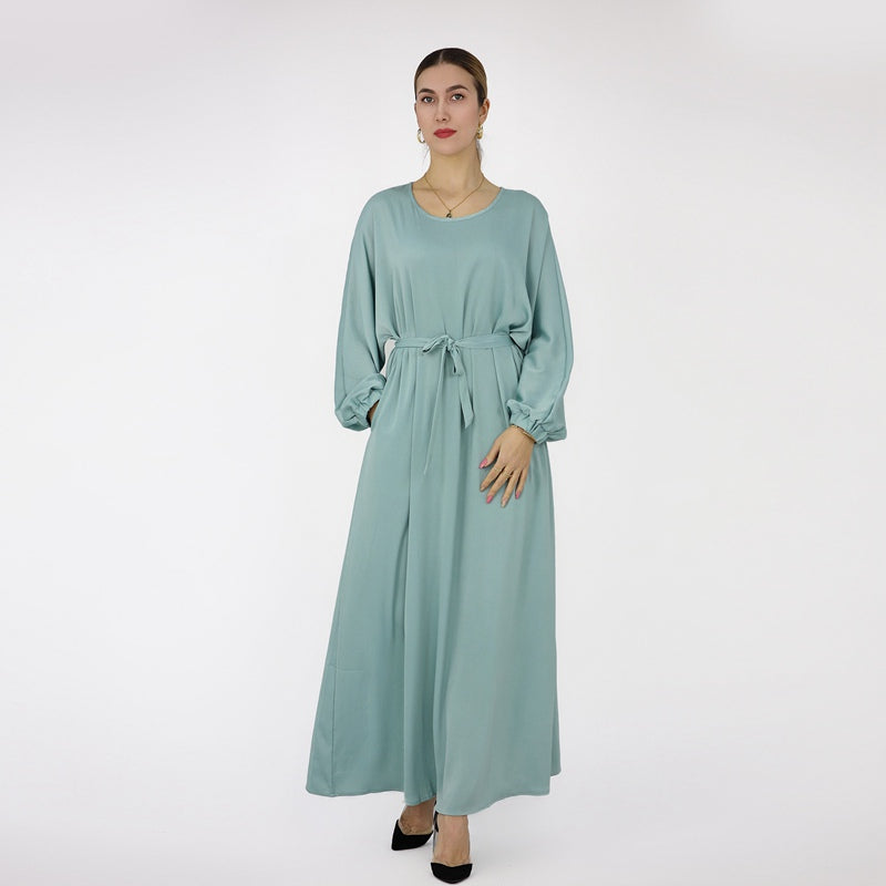 Robe Abaya en satin de couleur unie avec ceinture pour femmes musulmanes