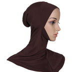 Femmes musulmanes sous hijab intérieur
