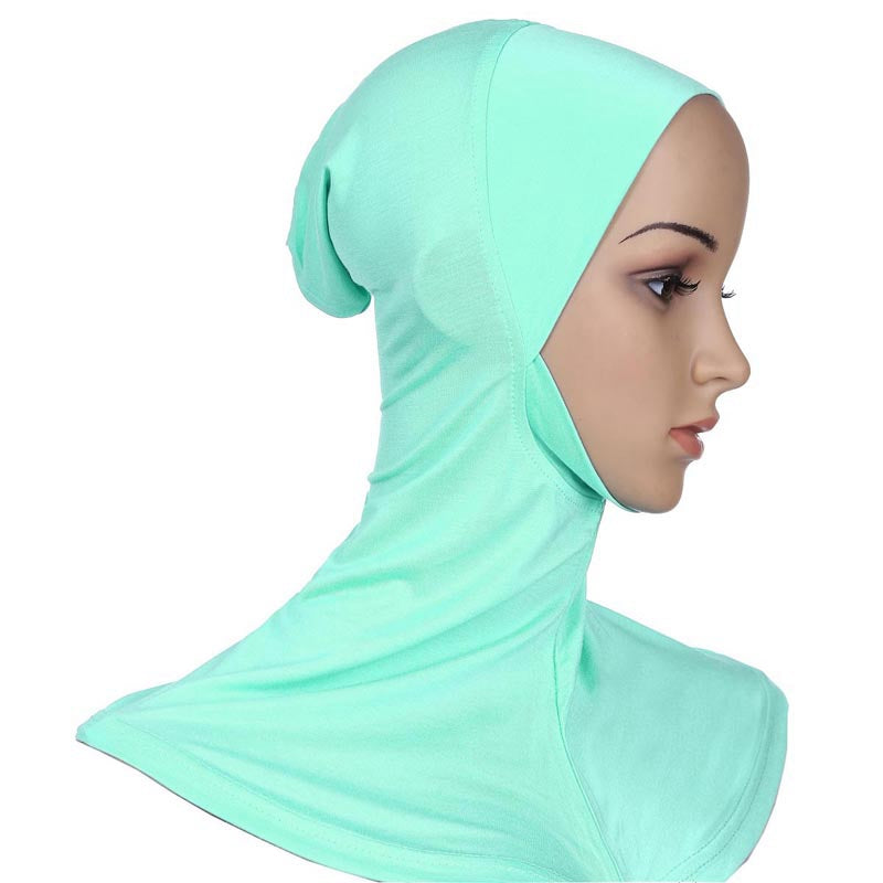 Femmes musulmanes sous hijab intérieur