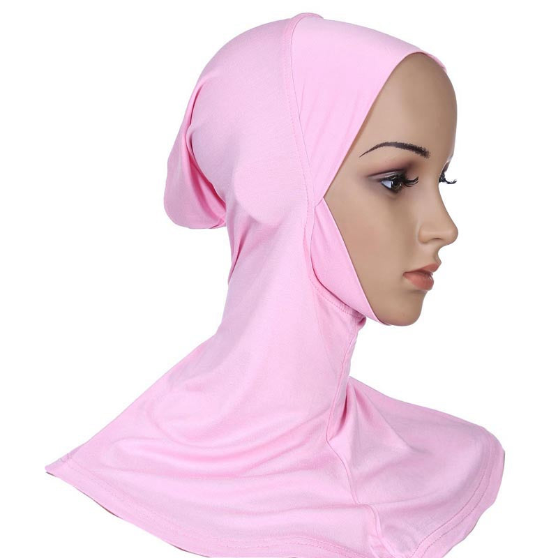 Femmes musulmanes sous hijab intérieur